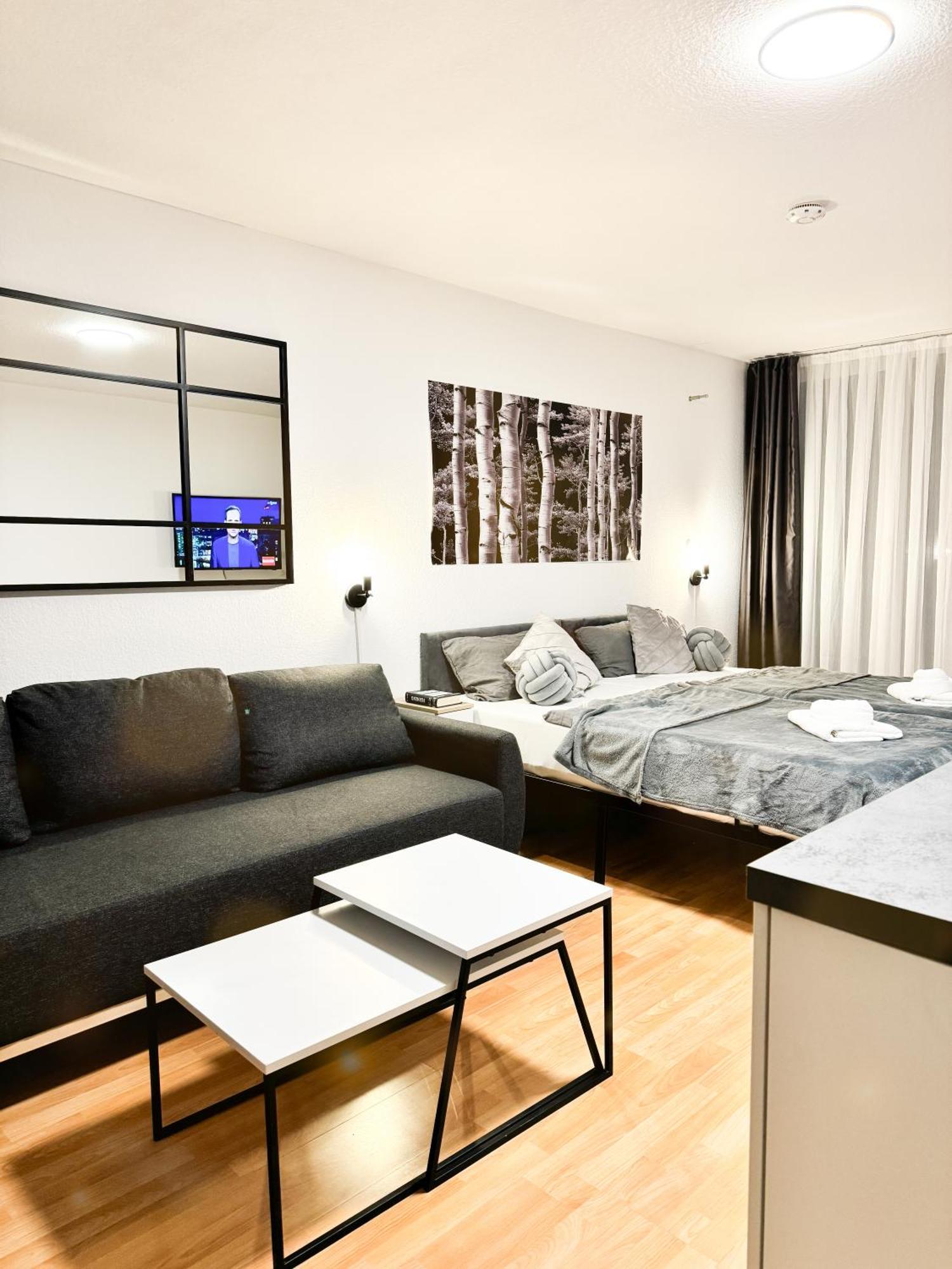 Modern Living In Karlsruhe - Frieden Apartments Eksteriør bilde
