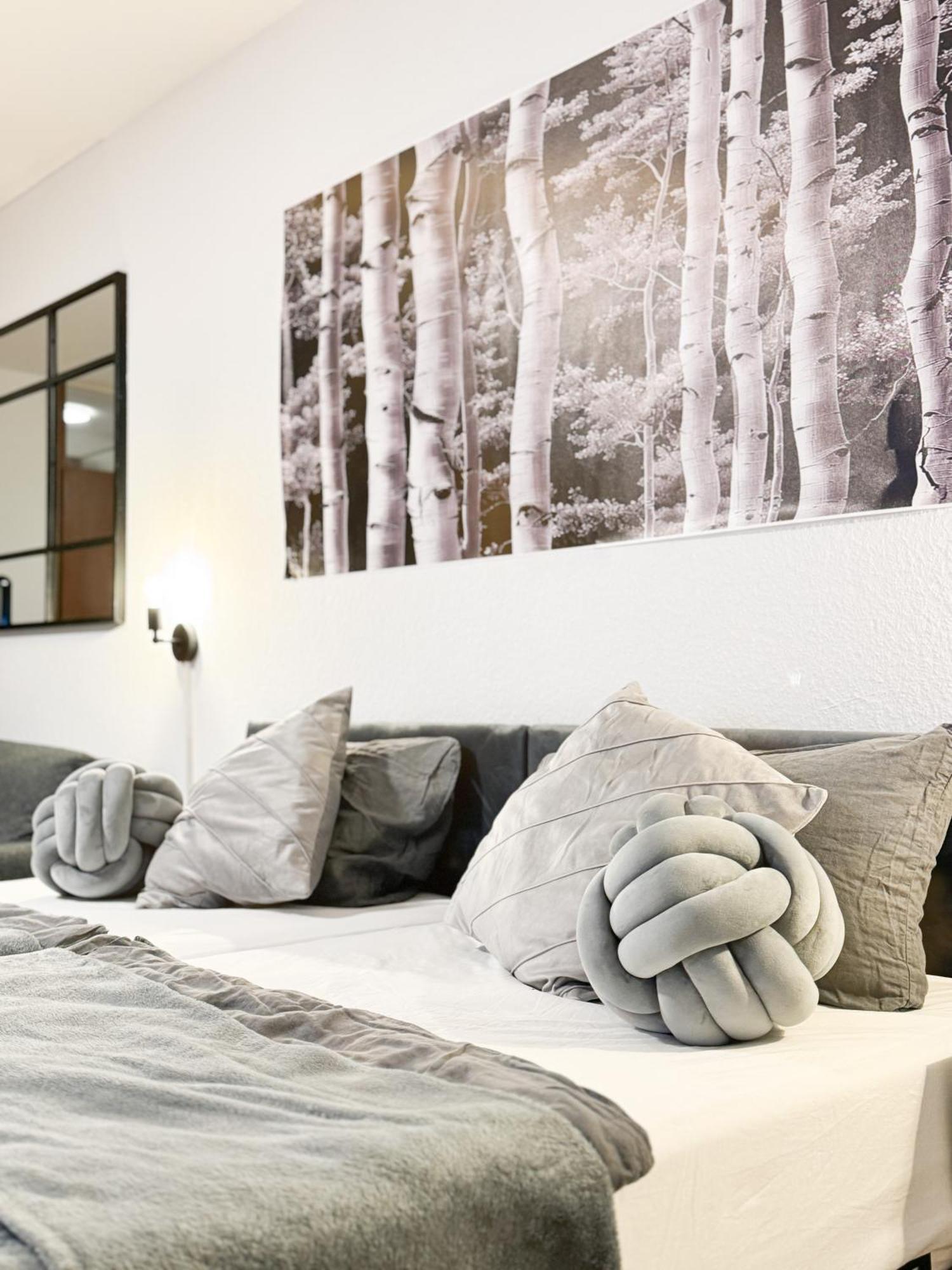 Modern Living In Karlsruhe - Frieden Apartments Eksteriør bilde