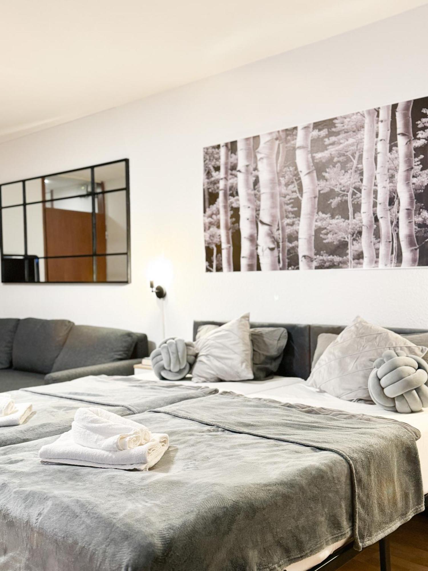 Modern Living In Karlsruhe - Frieden Apartments Eksteriør bilde